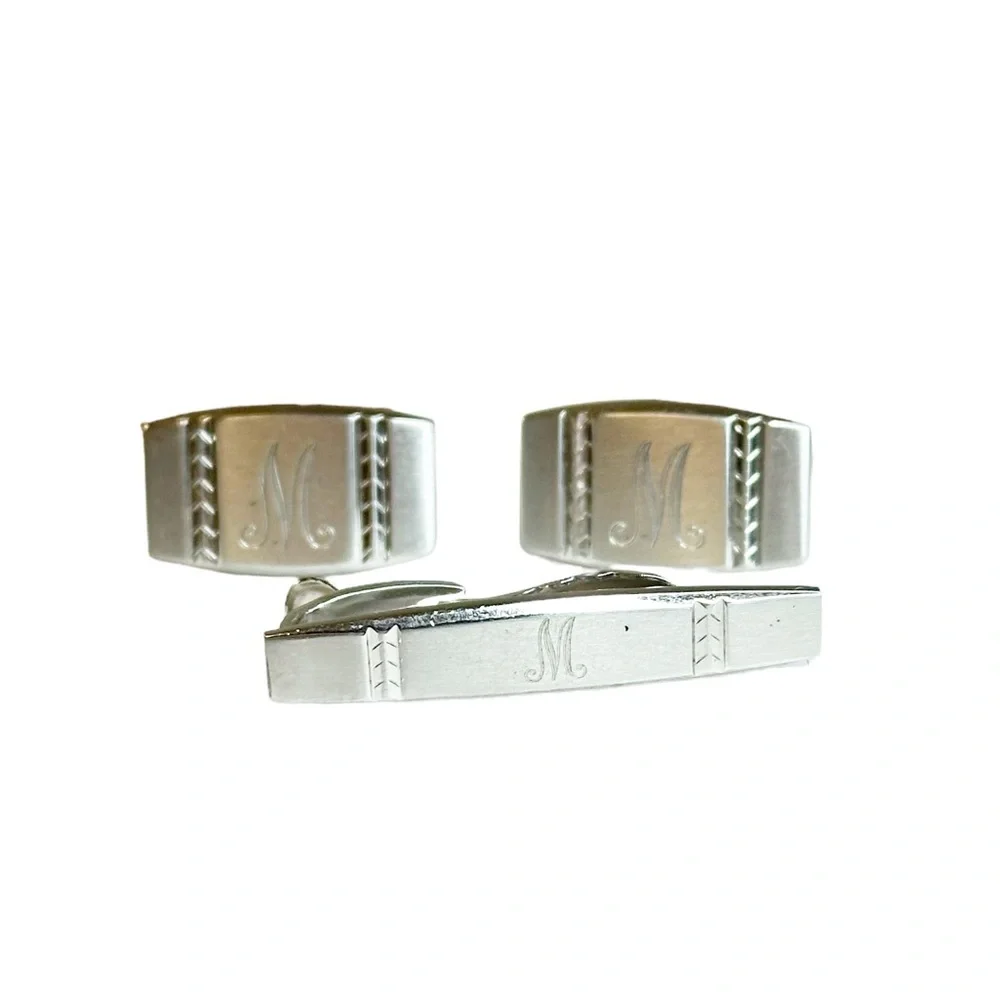 Hickok Vintage Mid Century M Monogram Initial Tie Clip & Cuff Link Set